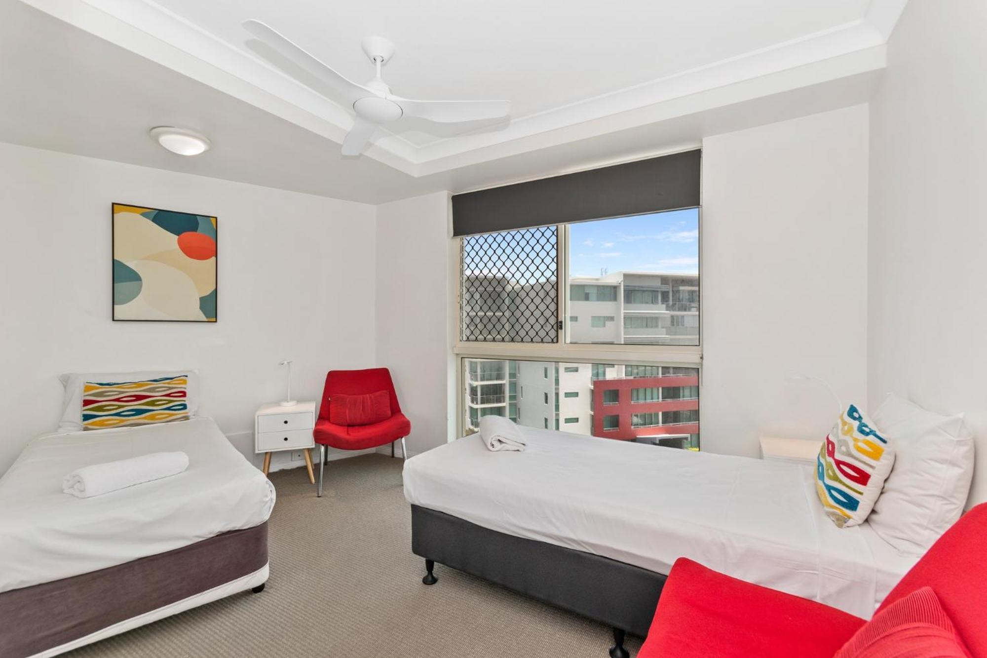 Mariners North Holiday Apartments Таунсвилл Экстерьер фото