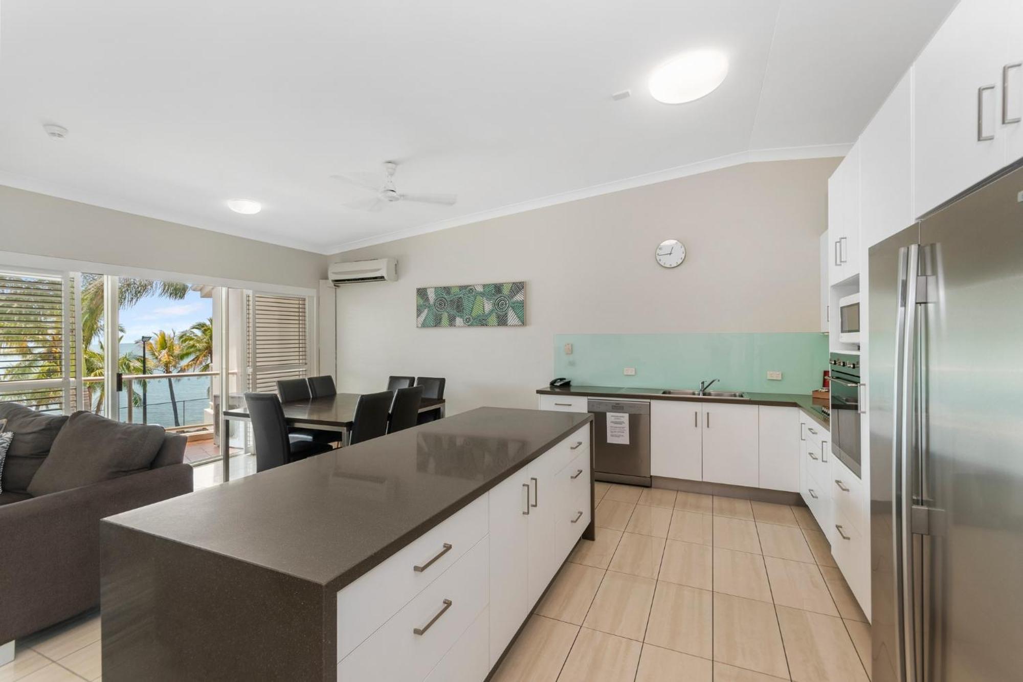 Mariners North Holiday Apartments Таунсвилл Экстерьер фото